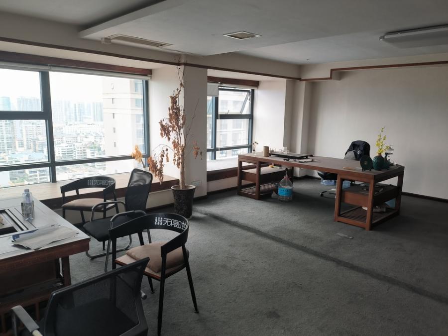 萬象新天地法拍房5號棟2501、2502、2505、2506號