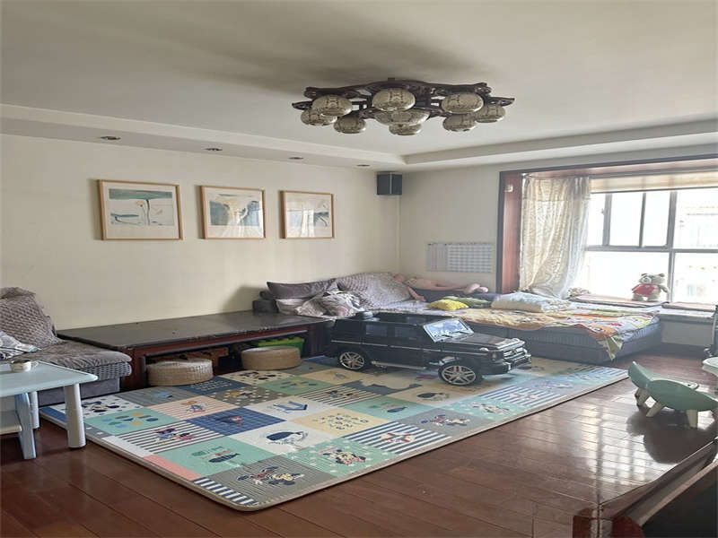 惠澤園法拍房A1，A2，B1，B2棟504號(hào)及其室內(nèi)家具家電物品